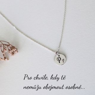 Pro chvíle, kdy tě nemůžu obejmout osobně… 🤍 Když tvořím šperky, vždy přemýšlím o jejich hlubším významu. Chci, aby nebyly...